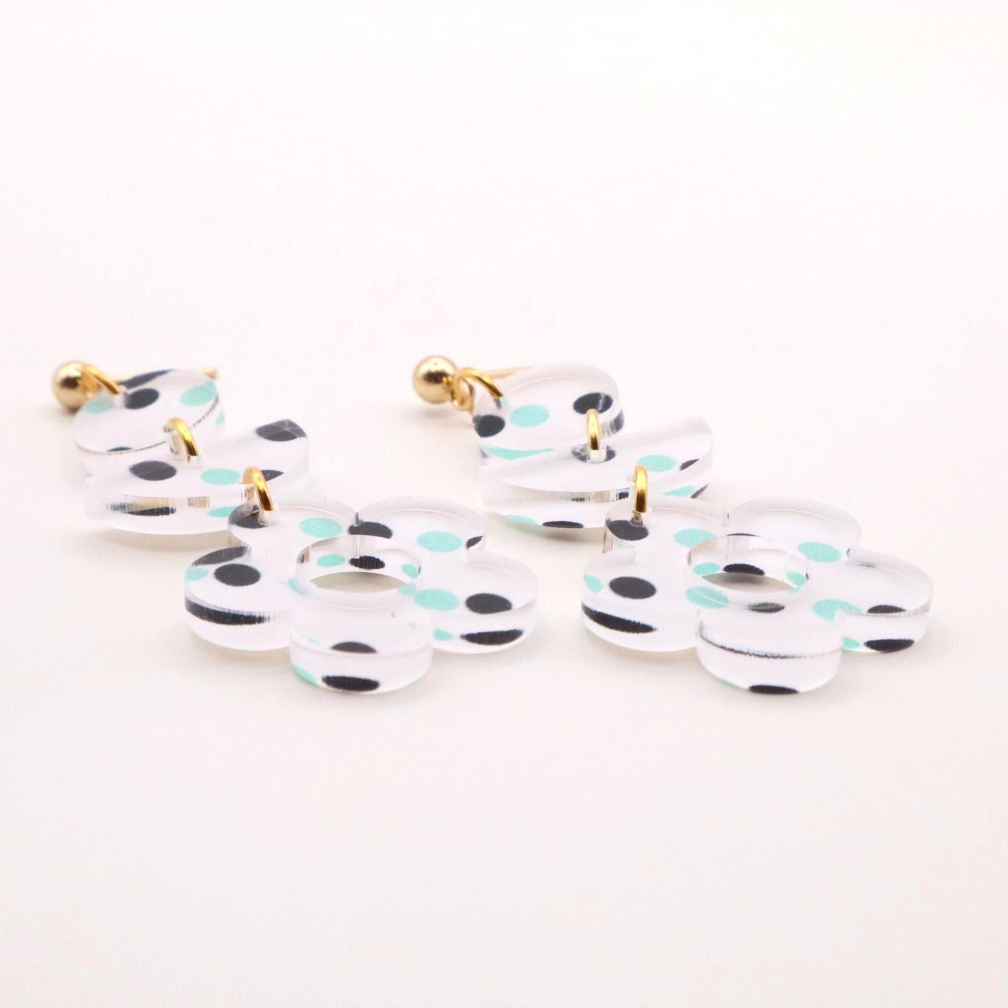 Teal and Navy Polka Dot Flower Earrings – Playful Acrylic Dangle Earrings