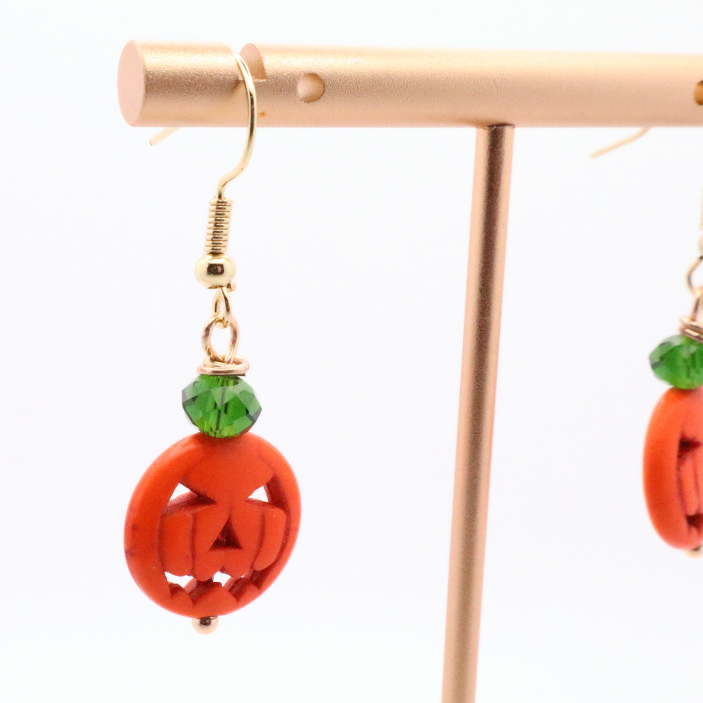 Handmade Jack-O'-Lantern Beaded Halloween Earrings – Festive Fall Jewelry