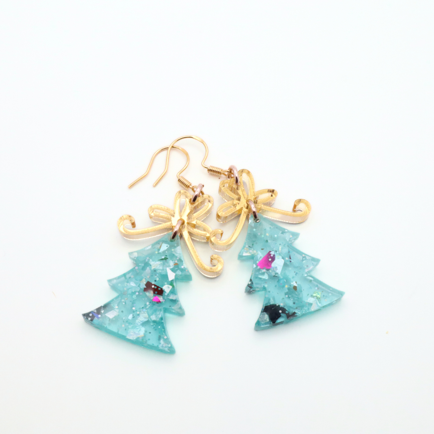 Christmas Tree Dangle Earrings with Glitter and Gold Bow – Handmade Acrylic Holiday Jewelry