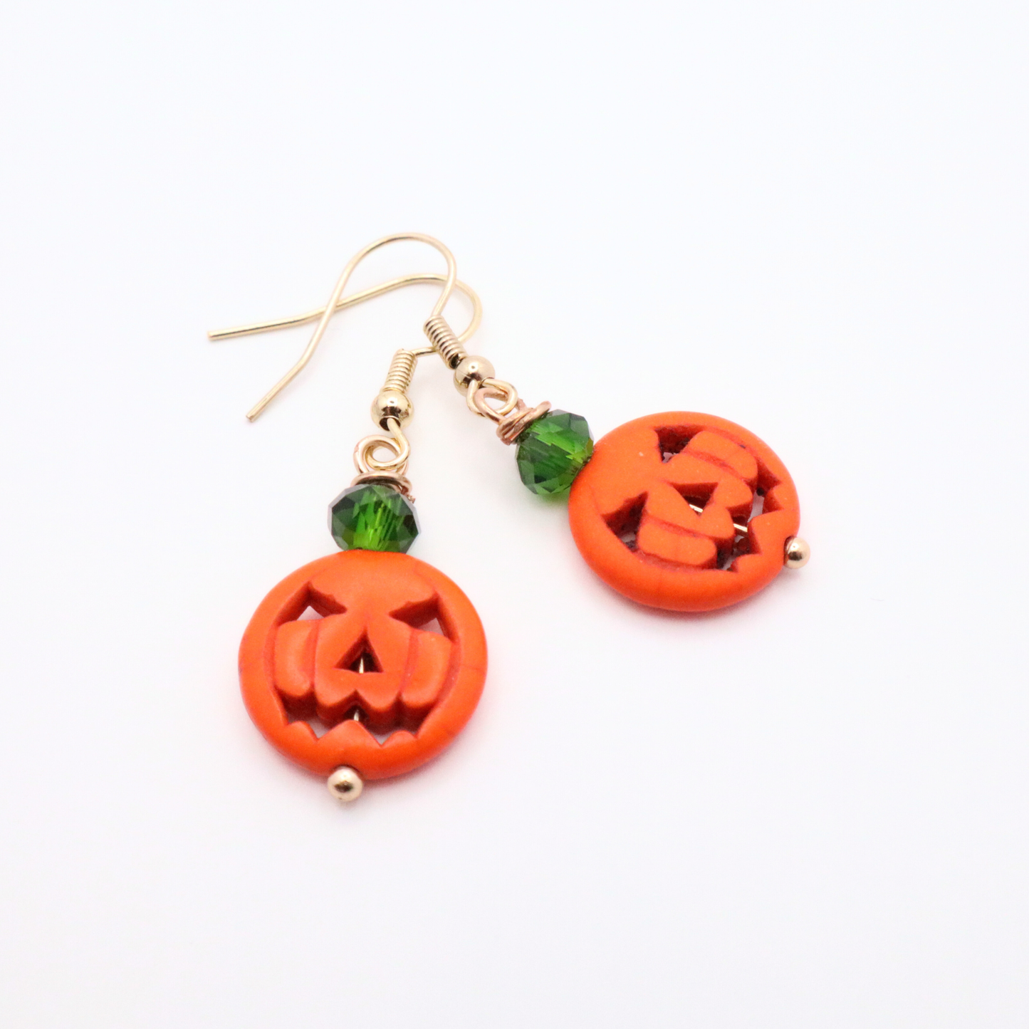 Handmade Jack-O'-Lantern Beaded Halloween Earrings – Festive Fall Jewelry