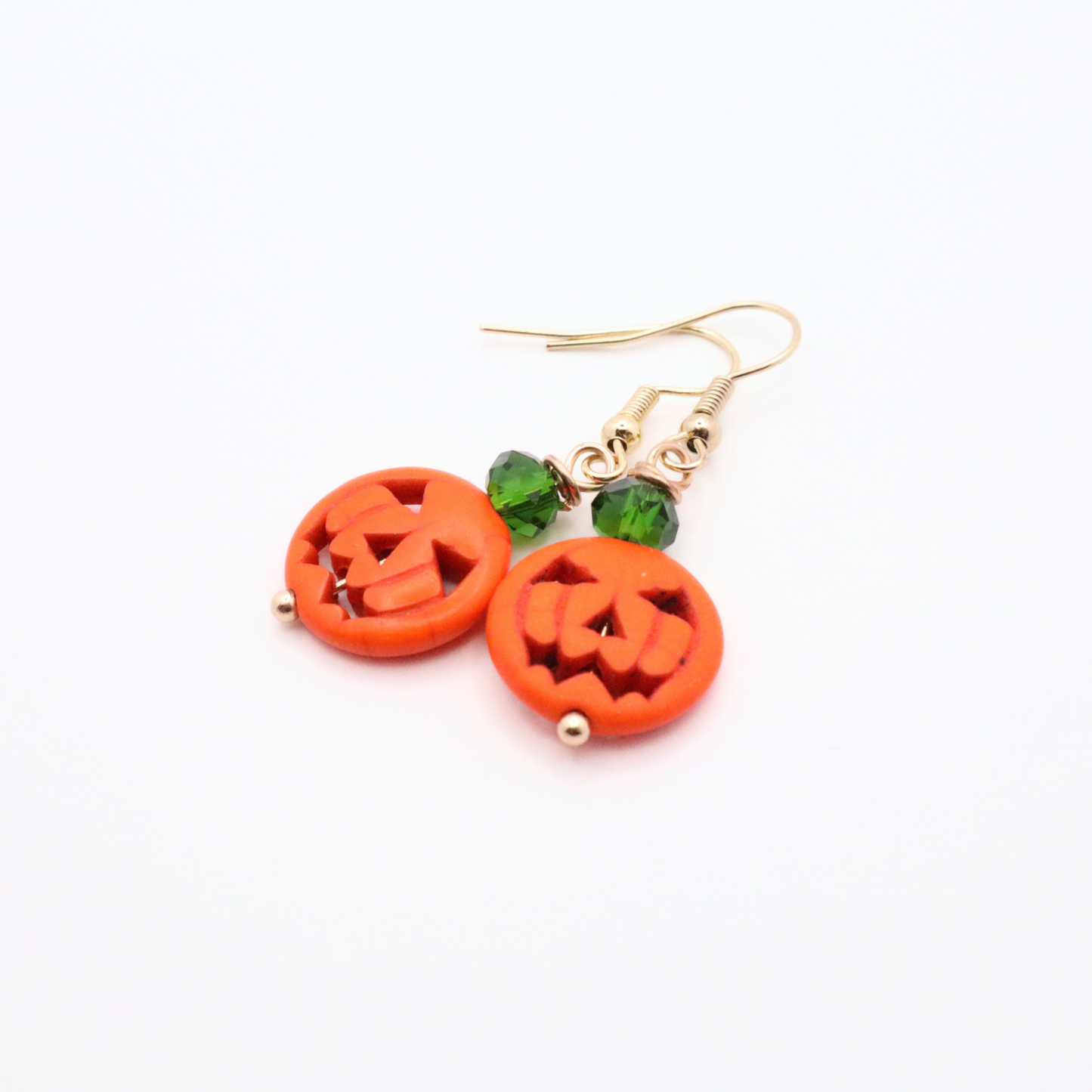 Handmade Jack-O'-Lantern Beaded Halloween Earrings – Festive Fall Jewelry